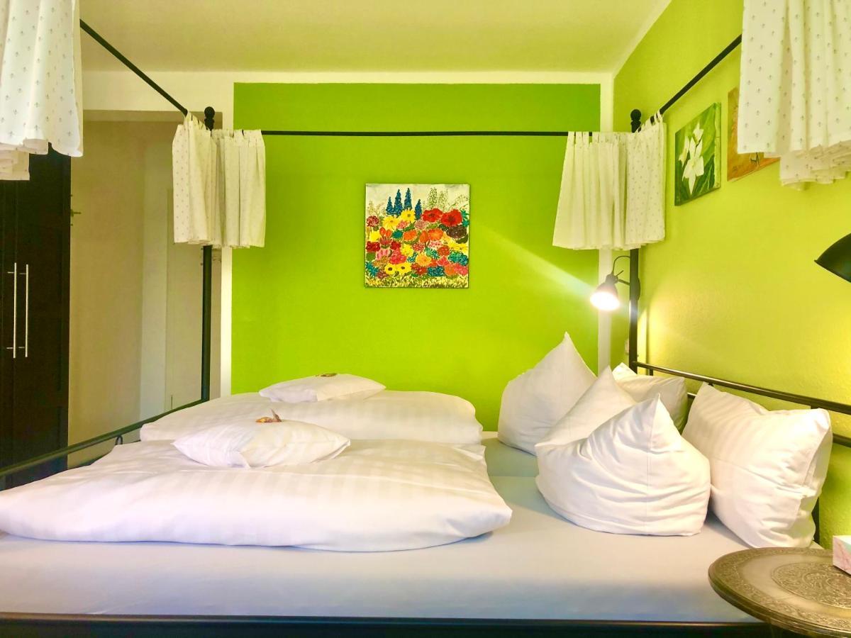 Hotel Haus Am Kurpark Schömberg Esterno foto